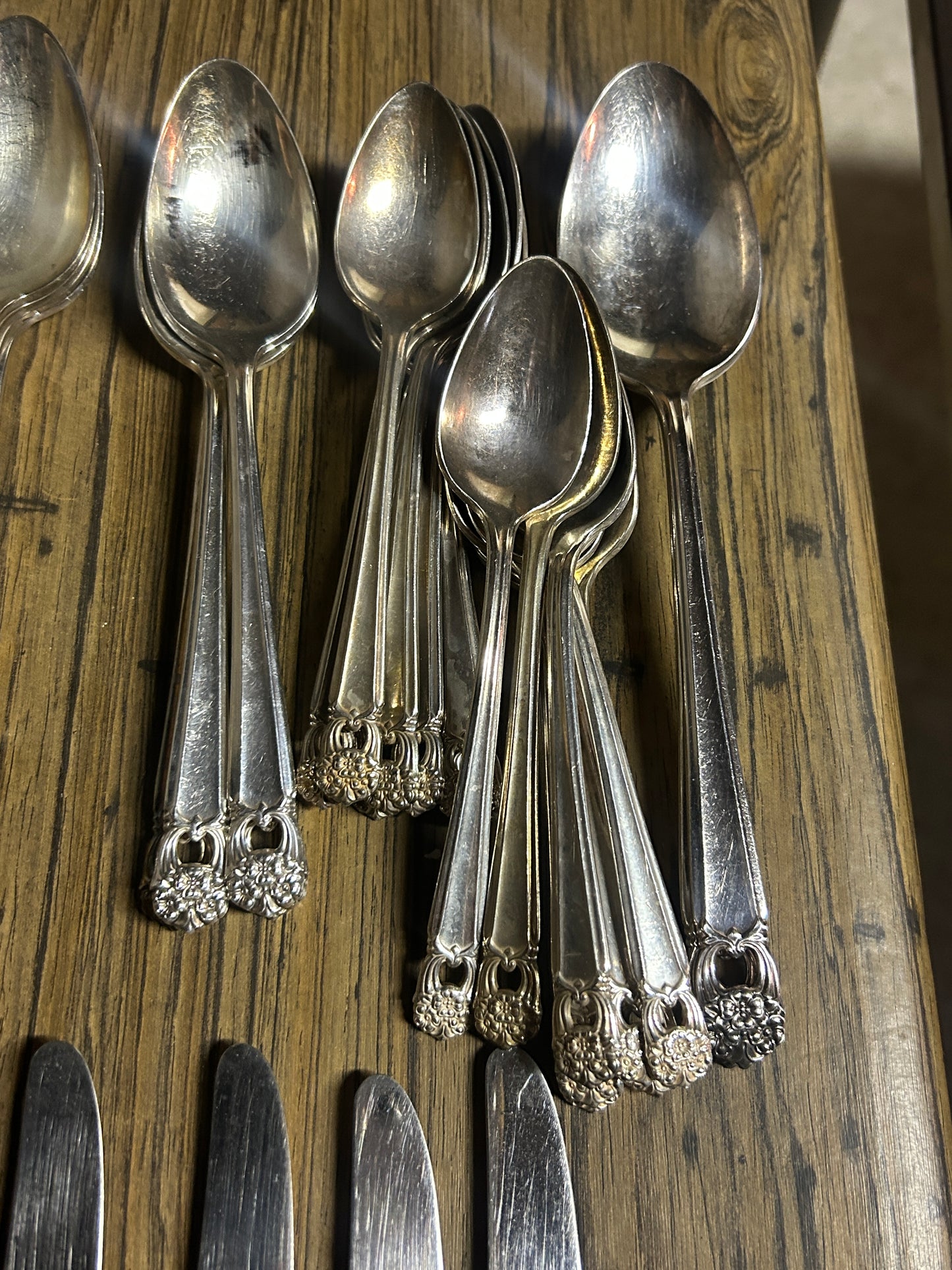 ‘Eternally Yours’ by 1847 Rogers Bros silverplate flatware, 49 pcs