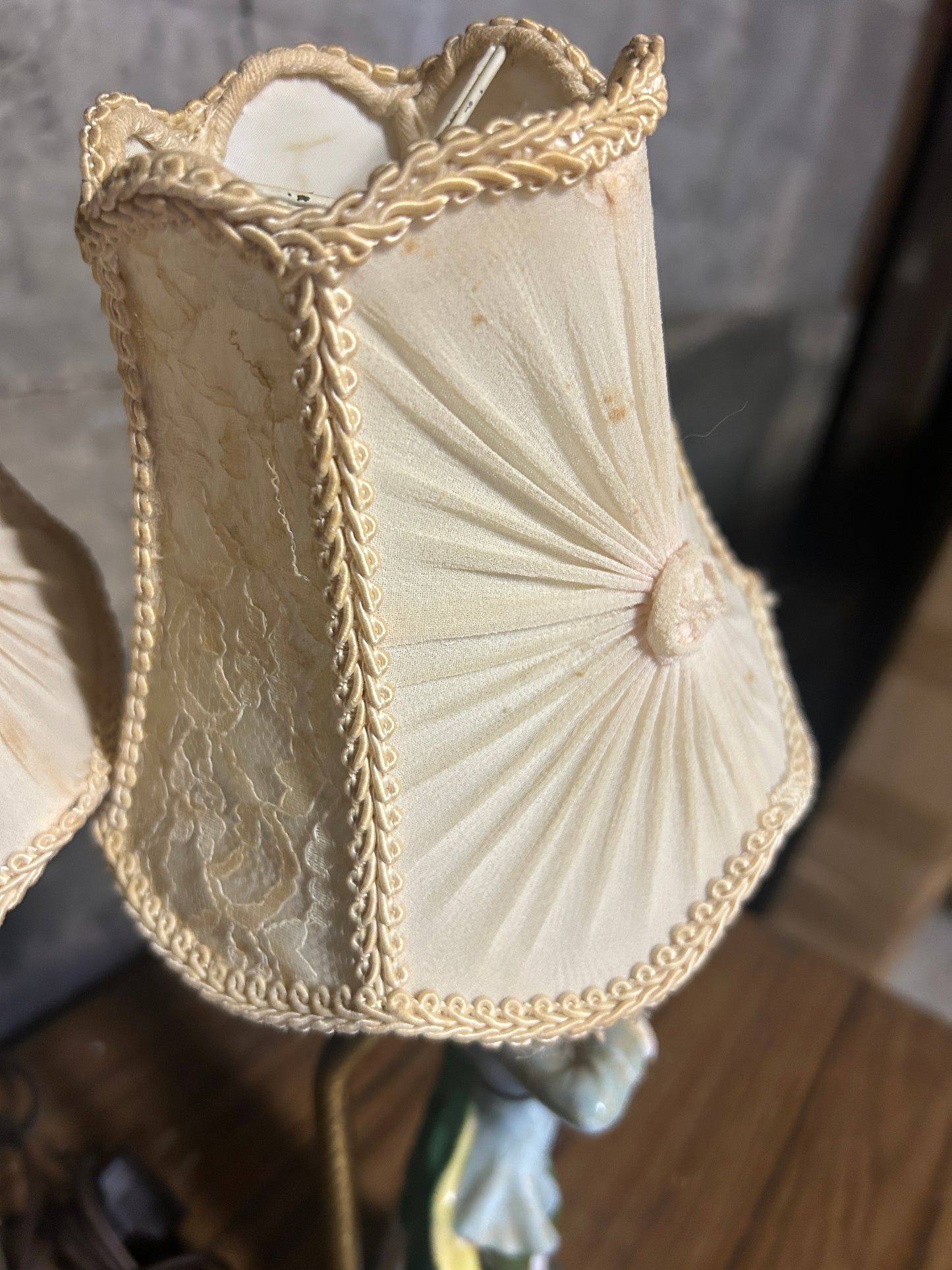 Pair of vanity lamps 10”H